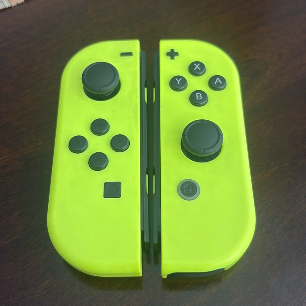 Nintendo Switch Joy-Con (R) and (L) OEM Neon Yellow